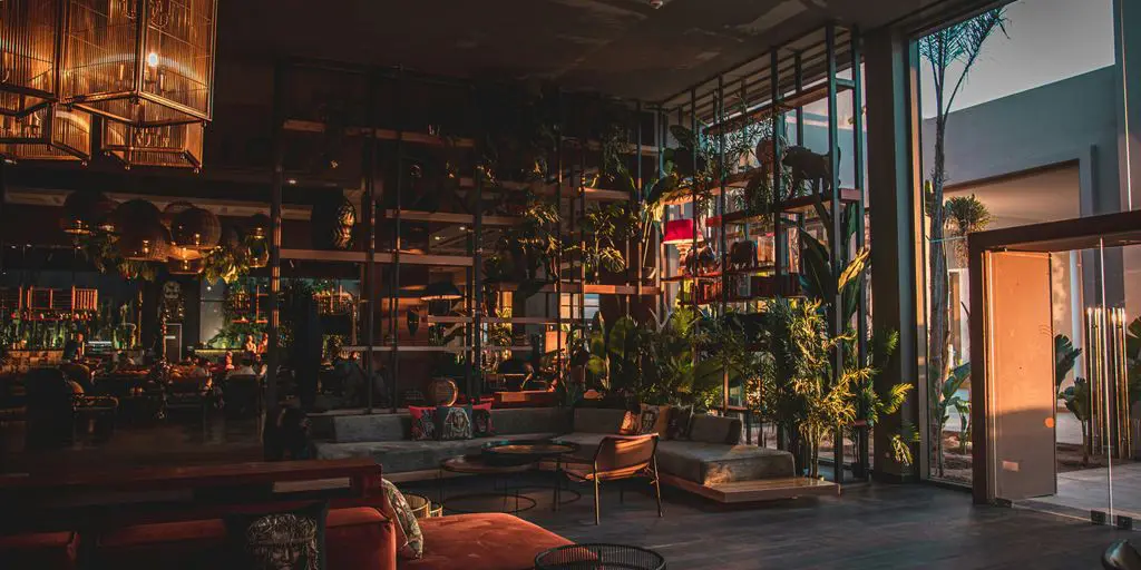 A Comprehensive Description of 5 Star Hotels: What Makes Them Exceptional?